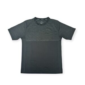 Nike Running Dri-FIT‎ Shirt Gray Grocers  Training Excellent Small Mens